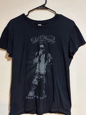 Lil Wayne Released 11-02-10 Black Graphic Band Rap T-Shirt Unisex